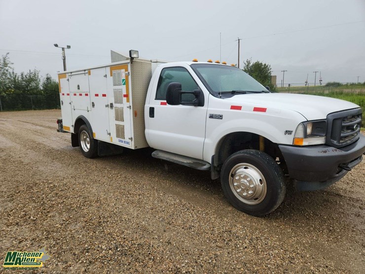 2004-ford-f550-image-2