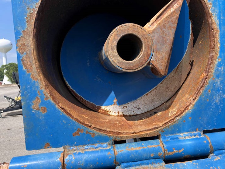 1994-kinze-840-image-13