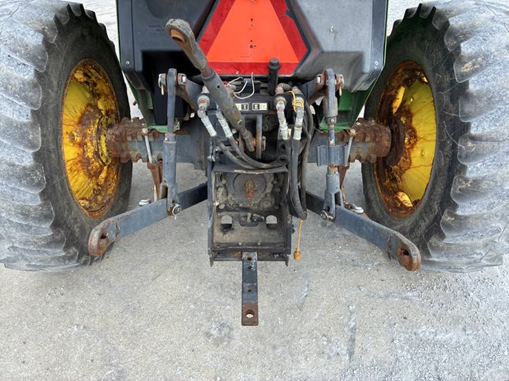 1998-john-deere-5310-image-32