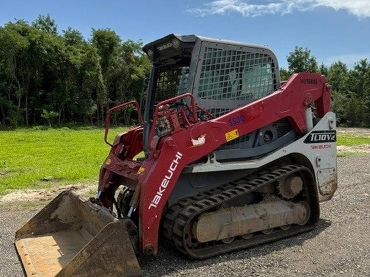 takeuchi-tl10v2-image-1