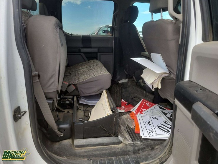2018-ford-f550-image-16