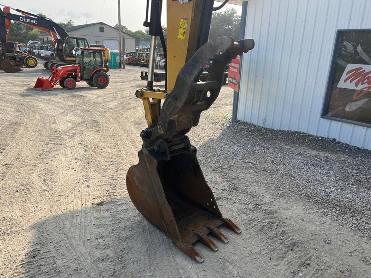 2017-caterpillar-308e2-cr-image-9