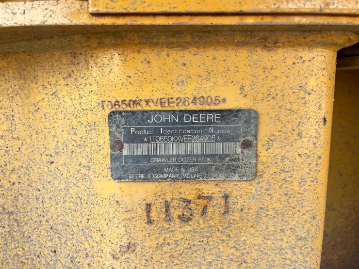 2015-deere-650k-lgp-image-35
