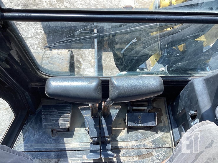 2018-yanmar-vio55-6a-image-19