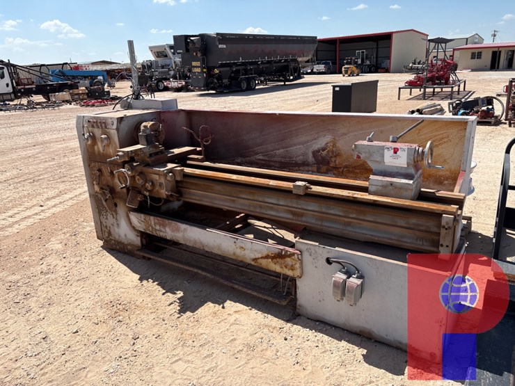8’-electric-shop-lathe-image-1