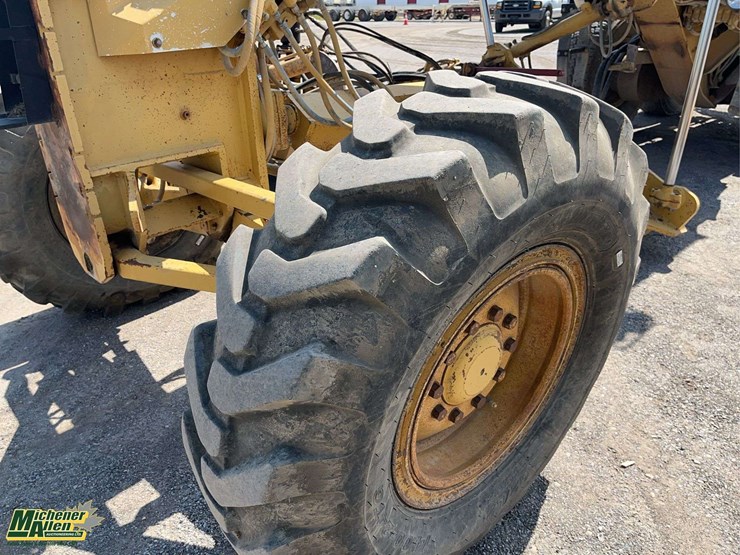1989-caterpillar-140g-image-13