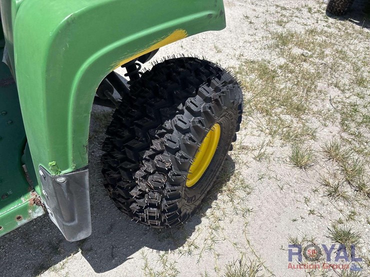 john-deere-gator-image-9