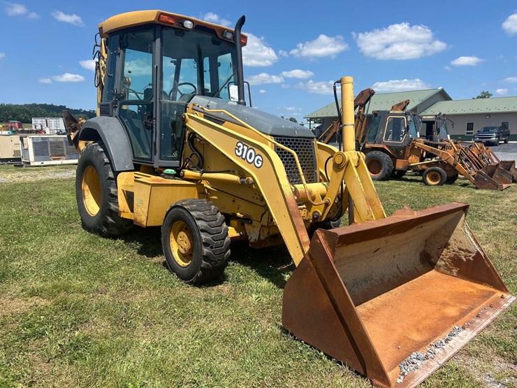 deere-310g-image-3