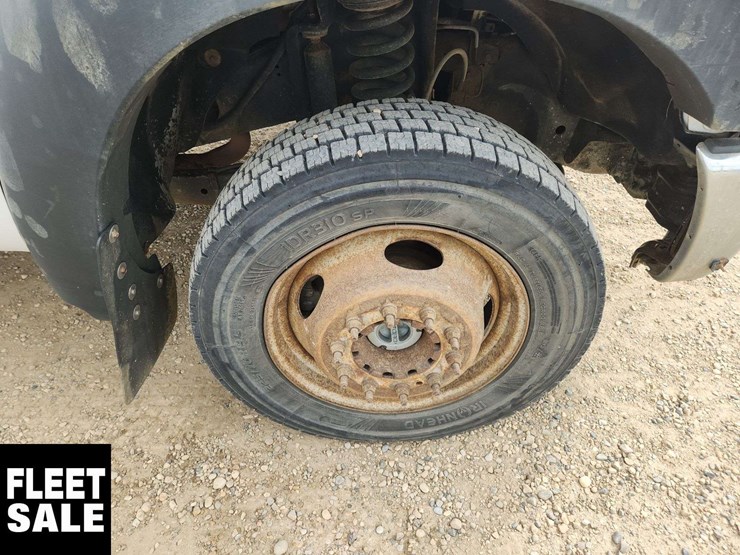 2016-ford-f550-image-35