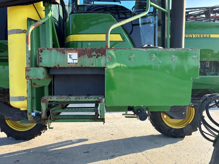1999-john-deere-4700-image-40