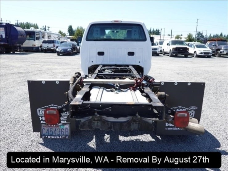 2014-ford-f550-image-23