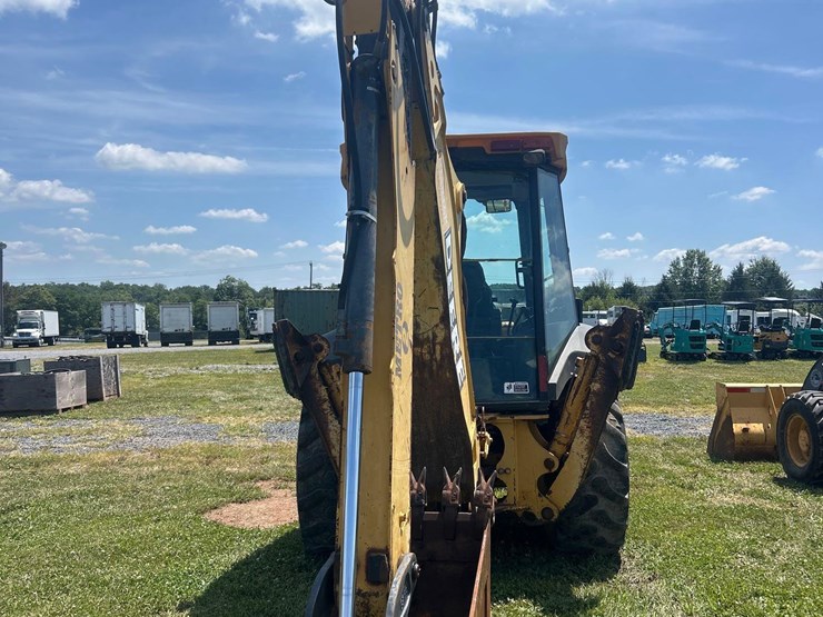 deere-310g-image-5