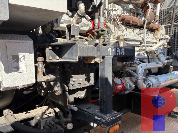 2012-cryogenic-vessel-alternatives-3-axle-15k-2,000-hp-double-pumper-trailer-image-16
