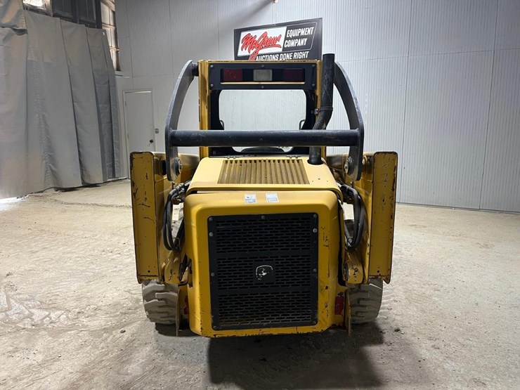 john-deere-317-image-4