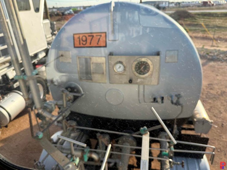 2012-ue--43’-t/a-nitrogen-pump-trailer-image-20