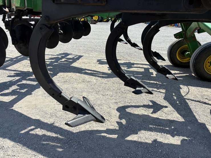 john-deere-2700-image-9