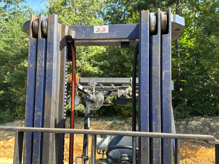 komatsu-fg20-11-image-12