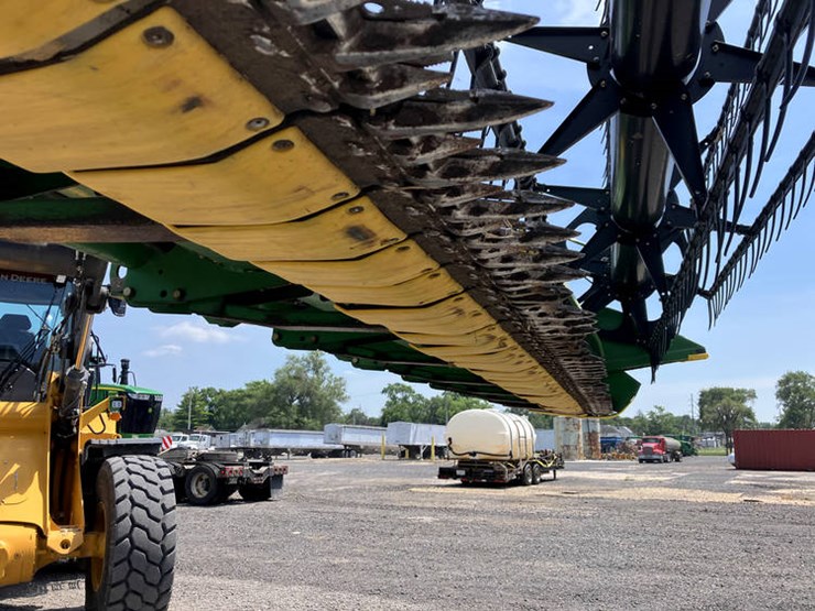 2009-john-deere-630f-image-19