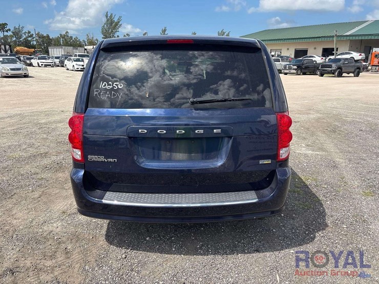 2017-dodge-grand-caravan-se-image-19