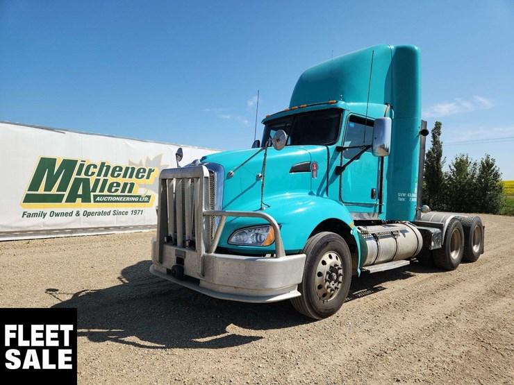 2014-kenworth-t660-image-1