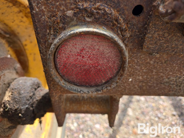 new-holland-450-image-12
