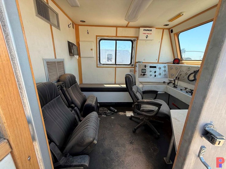 2012-total-equipment-and-service-15k-1-1/4”-4-axle-coil-tubing--trailer-image-11