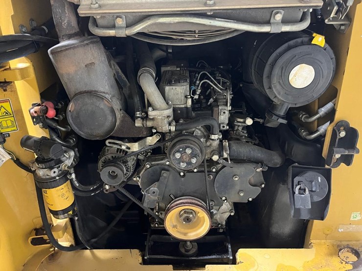 caterpillar-262c-image-14
