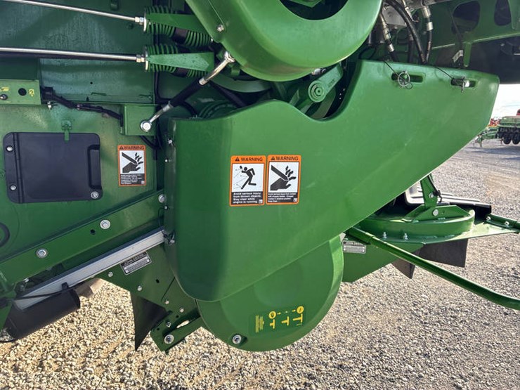 2024-john-deere-s790-image-57