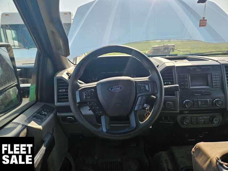 2017-ford-f250-image-16