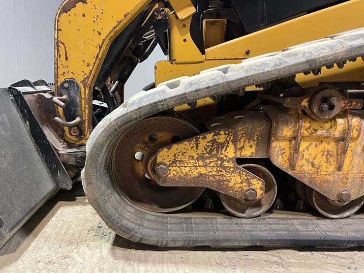caterpillar-289c2-image-13