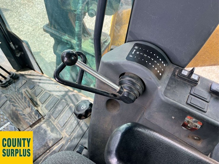 2017-deere-870g-image-8