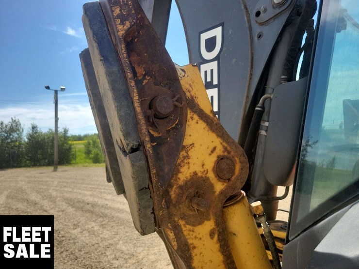 2009-deere-410j-image-35
