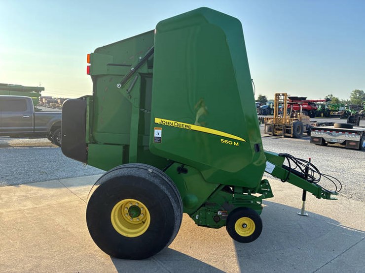 2019-john-deere-560m-image-5