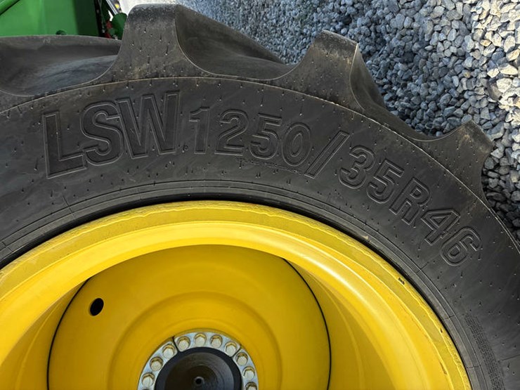 2024-john-deere-s790-image-33