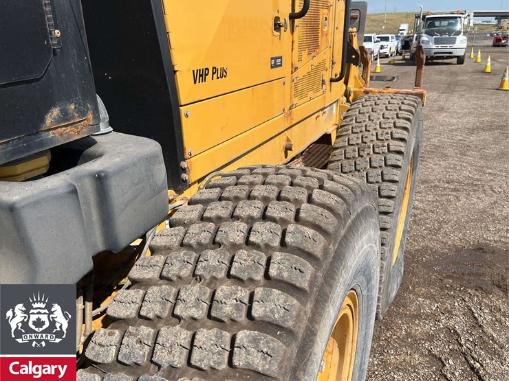 caterpillar-140m-image-13