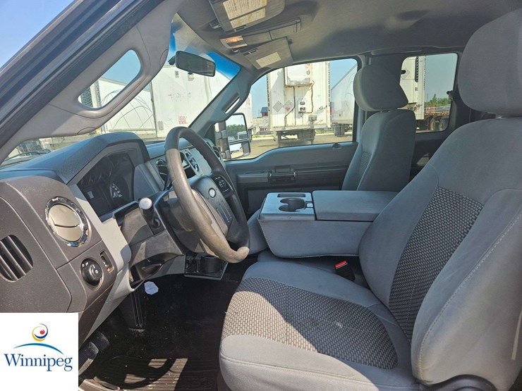 2011-ford-f250-image-26