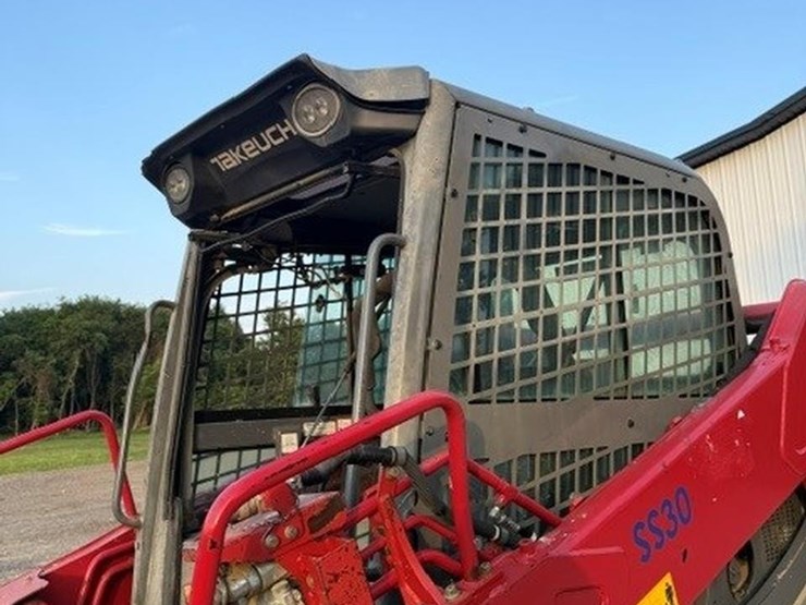 takeuchi-tl10v2-image-9