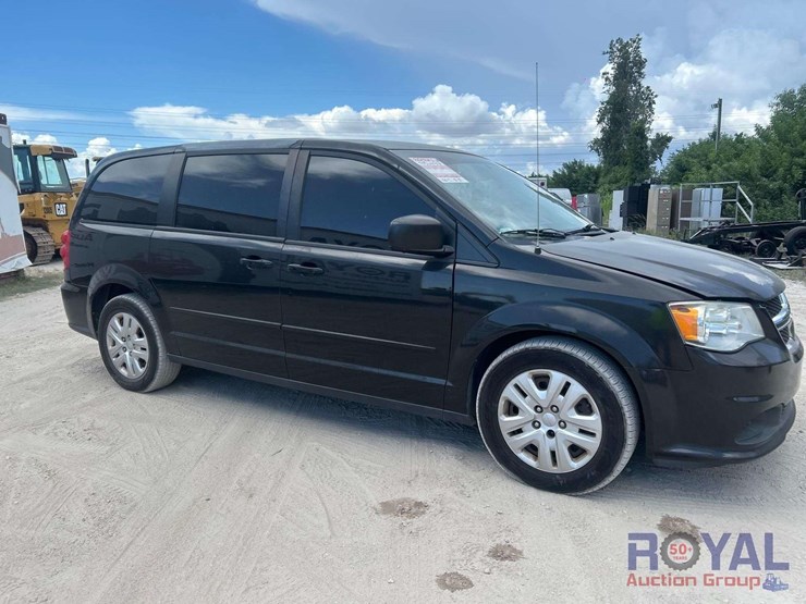 2016-dodge-caravan-image-2