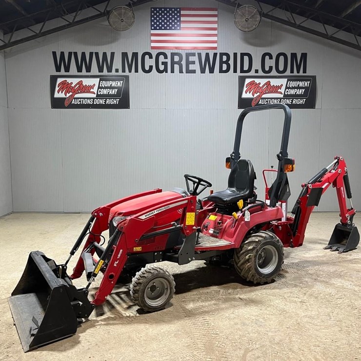 2020 MASSEY-FERGUSON GC1723EB