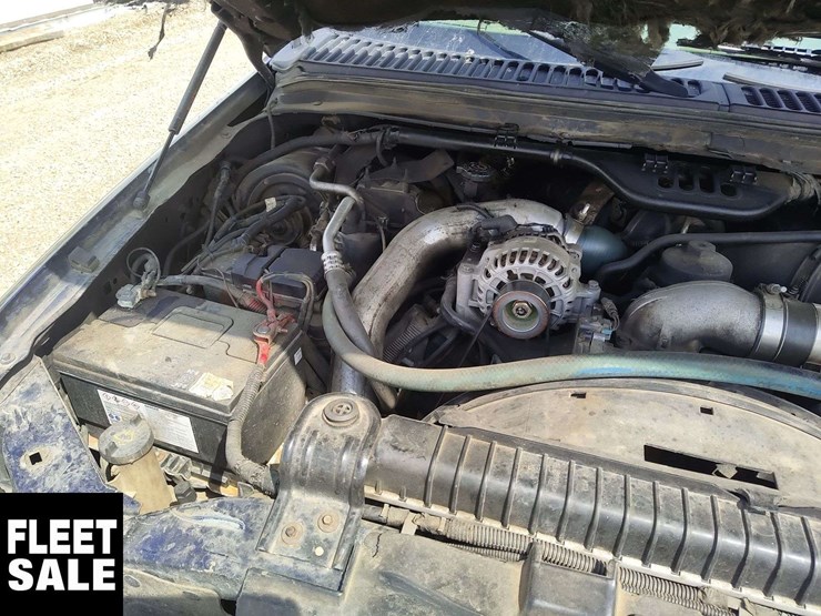2003-ford-f550-image-22