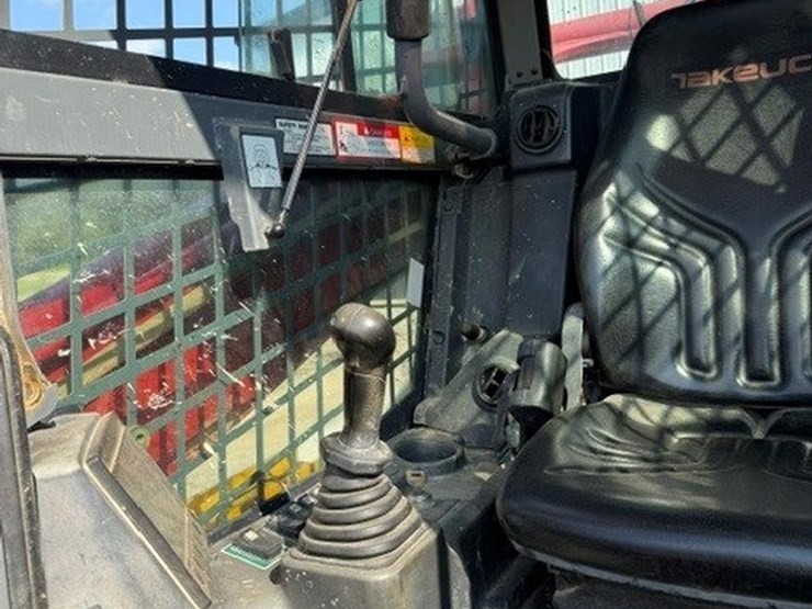 takeuchi-tl10v2-image-18