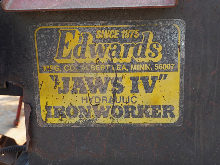 #172-•-edwards-jaws-iv-iron-worker-image-2