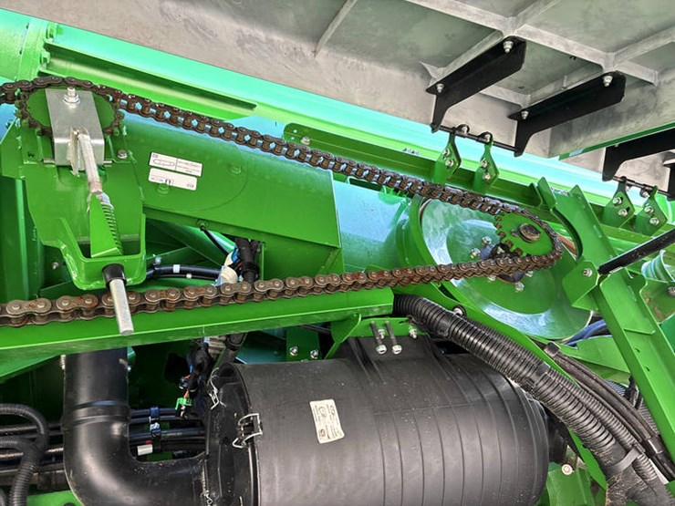2024-john-deere-s790-image-49