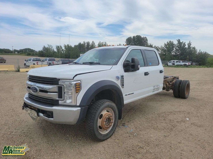 2018-ford-f550-image-1