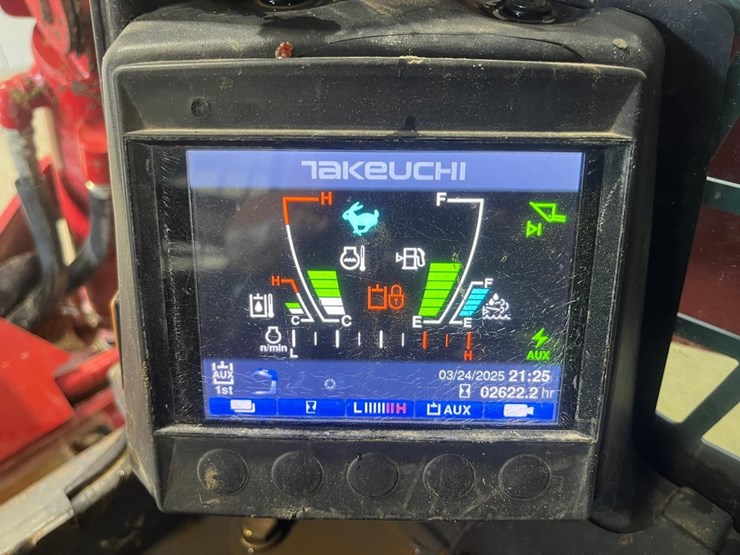 takeuchi-tl12v2-image-24