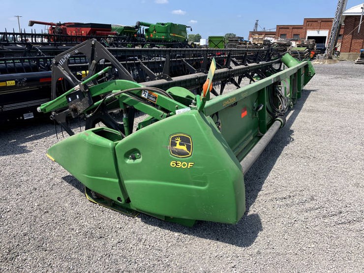 2009-john-deere-630f-image-3