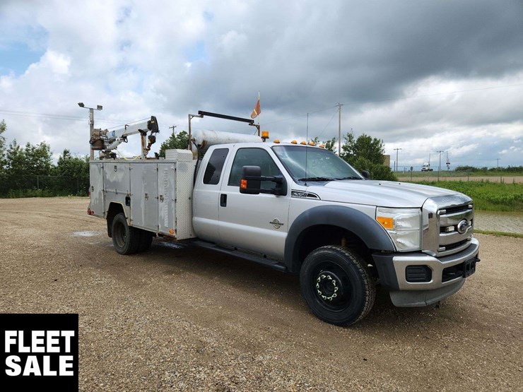 2011-ford-f550-image-2