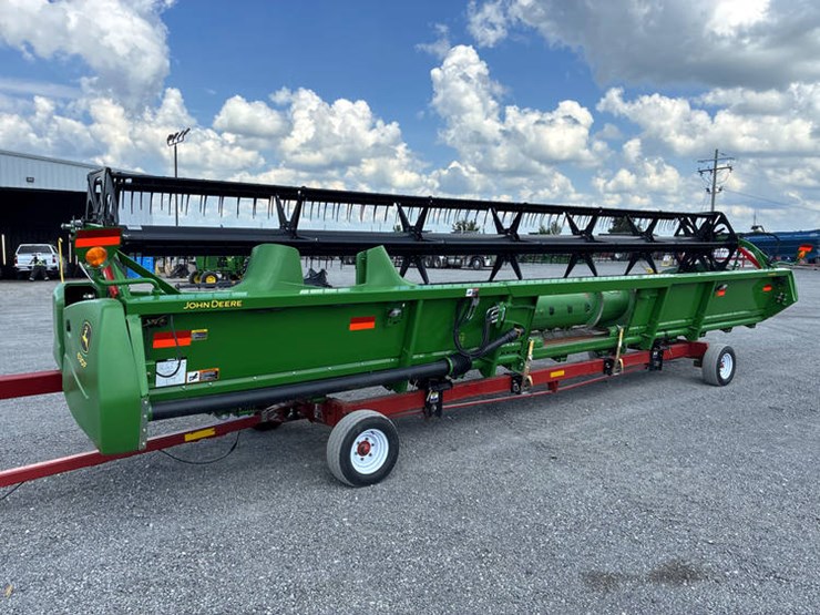 2016-john-deere-630f-image-12