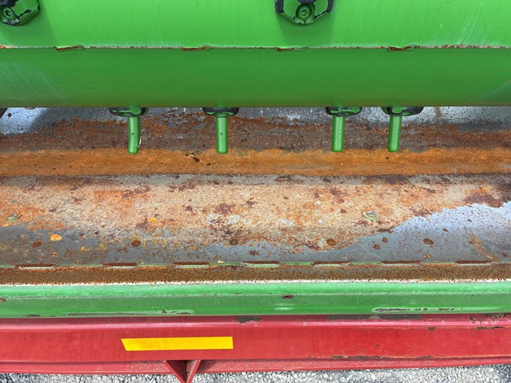 2016-john-deere-630f-image-36