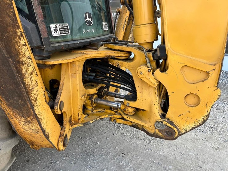 deere-410g-image-15